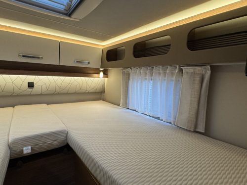 Weinsberg CaraCompact Pepper Edition 600 MEG 140 hp Euro 6 Fiat Ducato 8 **Single beds/Bike rack/Lithium/Inverter/2x Smart TV/Navi/C photo: 19