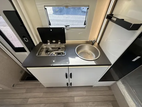 McLouis Glamys 320 NEW 8-Berth Overcab 140HP photo: 13