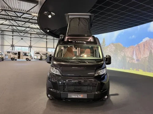 Adria Twin Sports 640 SGX pop-top roof / automatic photo: 6