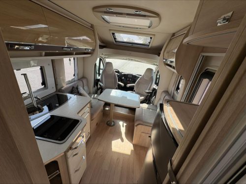Rapido 686 F 1E EIGENAAR+LEVELYSTEEM Foto: 5