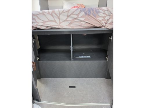 Etrusco T 7400 QBC Queen bed face/face seating photo: 8