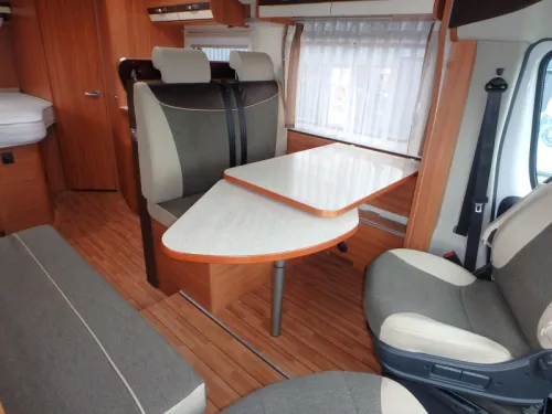 Weinsberg CaraLoft 650 MF Foto: 8