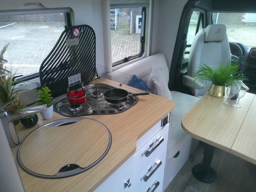 Hymer Tramp S 685 Like new! super complete photo: 8