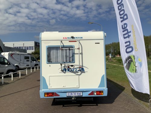 Adria Compact 2.3 MultiJ. 130 PS, Teilintegriert, franz&ouml;sisches Bett hinten, Motorklimaanlage, Anh&auml;ngerkupplung, kleiner Camper, Bj. 2009 Camp centrum on the road Marum Foto: 27