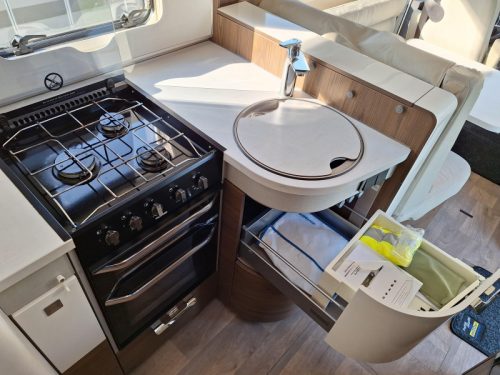 Hymer BML-I 780 NO POP-TOP ROOF+AIR SUSPENSION!  photo: 4
