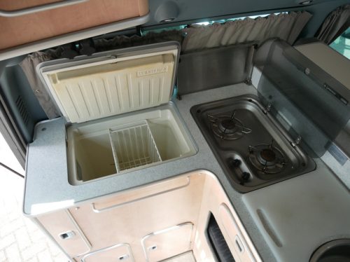 Ford Nugget, Pop-top roof, 5 Seats / 4 Berths photo: 12
