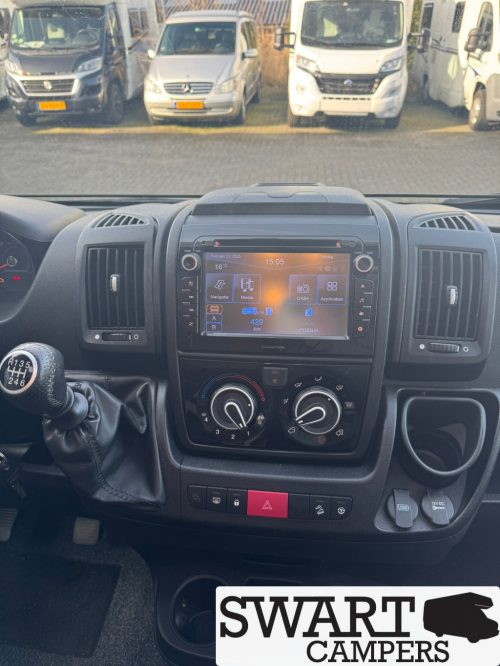 Knaus Skywave 650 MEG, Einzelbetten Hubbett Foto: 9