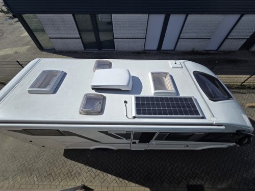 Adria SONIC SUPREME 700DL 161 HP AUTOMATIC ONLY 11,366 KM MANY OPTIONS SOLAR AIR CONDITIONING 16 INCH RIMS SINGLE BEDS POP-TOP ROOF photo: 23