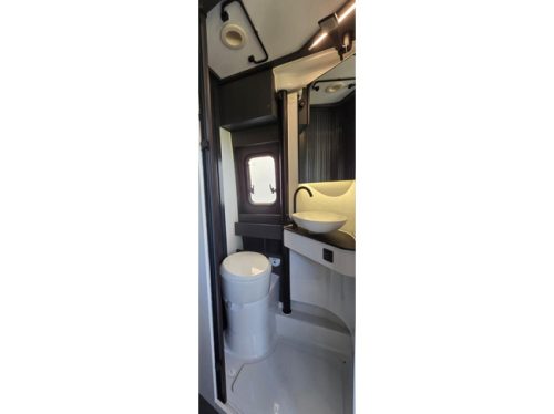 Adria Twin 640 SGX Supreme photo: 17