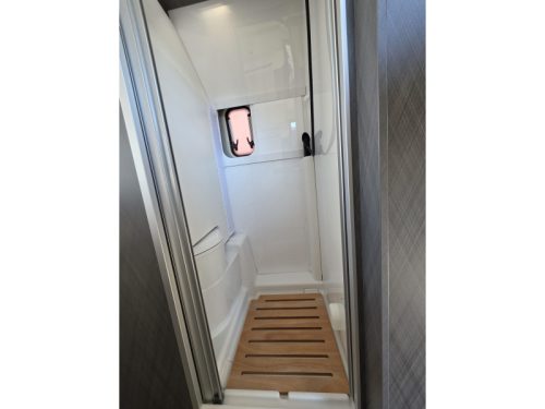 Etrusco CV 600 DB Plus Camper van 6M, Cama transversal foto: 11