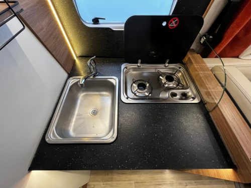 Pilote P 726 FC Camper, Queensbett Foto: 8