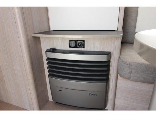 B&uuml;rstner Premio Life 480 TL Mover Thule 6300 Bicycle rack photo: 14