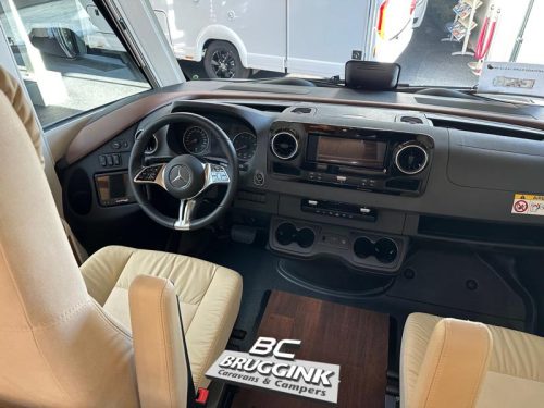 Carthago Chic C-Line I 4.9 LE photo: 3