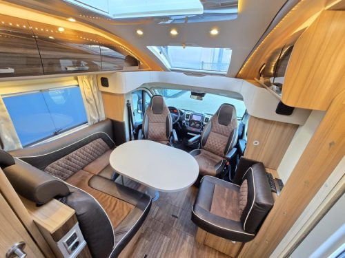 Knaus Platinum Selection 650 MEG L&auml;ngsbetten Doppelboden Foto: 8