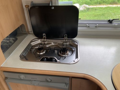 McLouis Lagan 253 G Semi-integrated, Small camper, with bicycle garage, Transverse bed, Year 2006 Camper center On The Road photo: 20