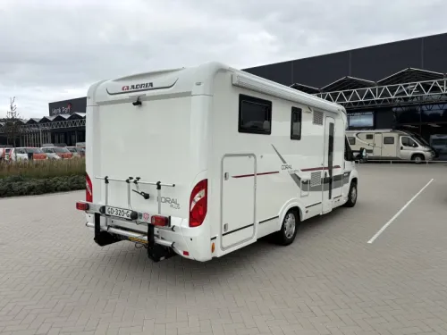 Adria Coral Plus S 670 SL Fahrgestelltr&auml;ger / Bearlock Foto: 2