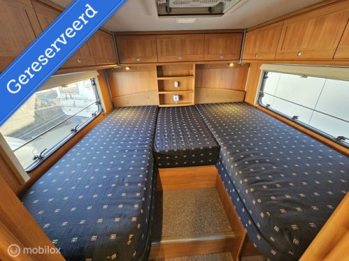 Dethleffs Advantage T 6611 Semi-integrated \u2606Single beds\u2606 photo: 19