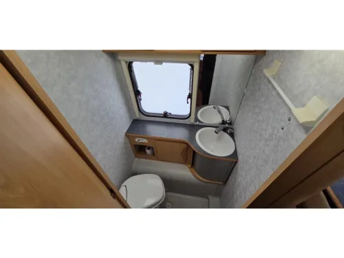 Adria Adriatik 574 sp compact photo: 6