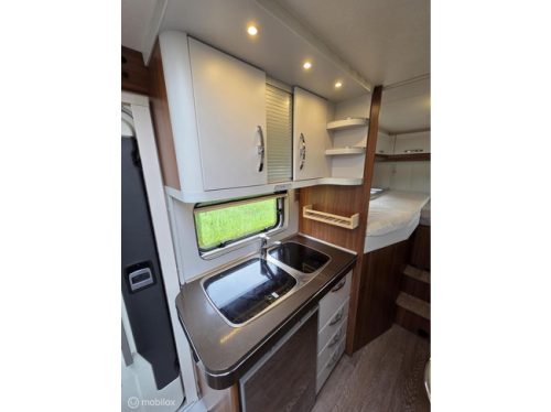 Hobby V65 GE 50 Years 2018 ☆Single beds-51k km-Euro-6 ☆ photo: 14