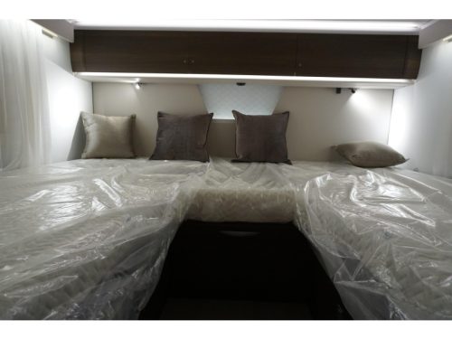 Adria Coral MB Supreme 670 DL foto: 18
