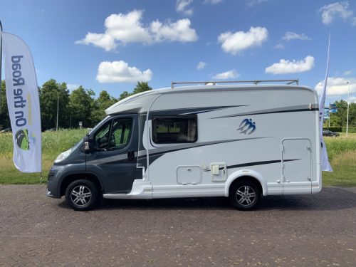 Knaus Van Ti 600 2.3 130 HP Semi-integrated, Transverse bed, Half-dinette, Swivel seats, etc. Year of manufacture 2013 Motorhome centre on the road Marum photo: 5