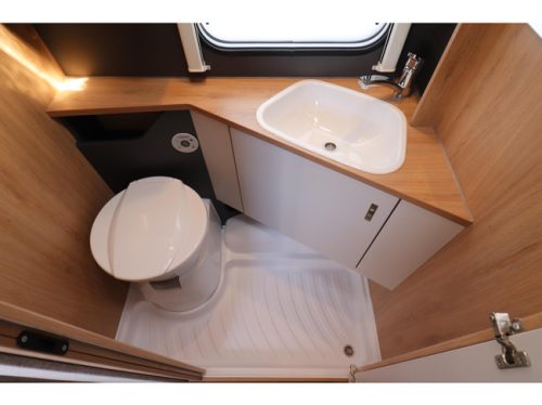 Knaus Sport Platinum 460 EU AKTIE - 068 foto: 16