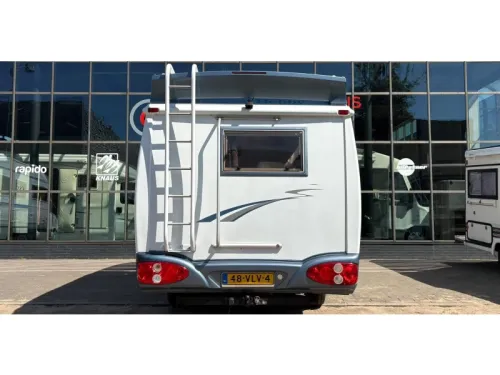 Hobby 600 2.8 JTD FaceToFace, Fixed bed, Awning photo: 7