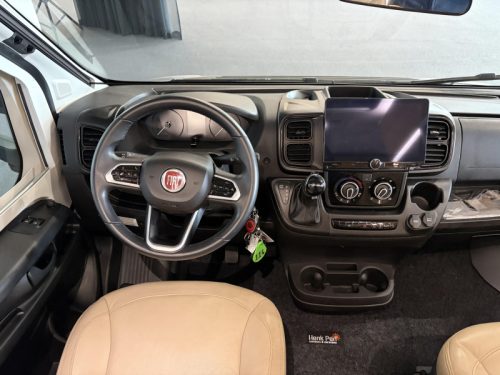 Adria Coral Plus 650 DC Queensbett / Automatik Foto: 17