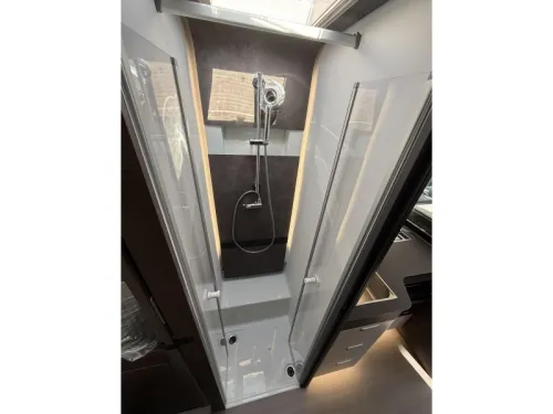 Adria Coral Supreme MB 670 SL Mercedes-Benz  Foto: 21