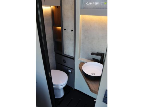 Niesmann+Bischoff iSmove 6.9E Clou Line 160pk Automatique | 7 m&egrave;tres | Coloris unique | Sonos | Panneaux solaires | Convertisseur | Lit escamotable | photo: 17