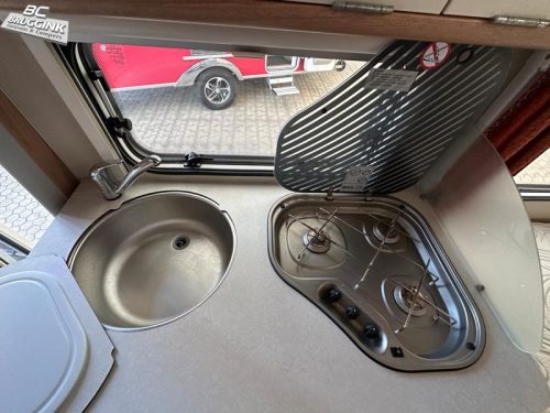 Eriba Touring Triton 430 SILVER EDITION foto: 4