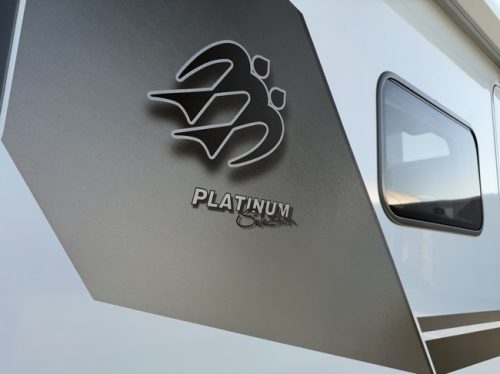 Knaus LIVE TI 590 MF Platinum Select photo: 2