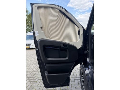 Dethleffs Pulse Classic T 7051 EBL GT Uitvoering Black foto: 6