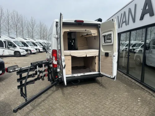 Knaus BoxStar Street 600 Automatic with Busbiker photo: 4