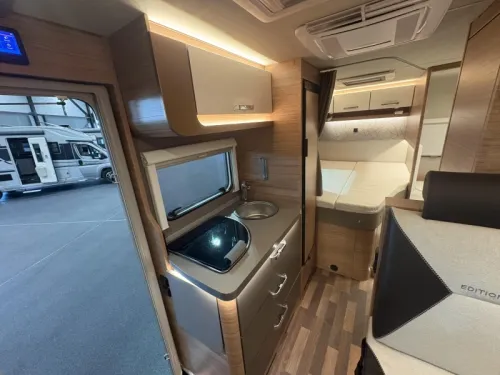Weinsberg CaraCompact Pepper 600 MF automatic | ex-rental photo: 13
