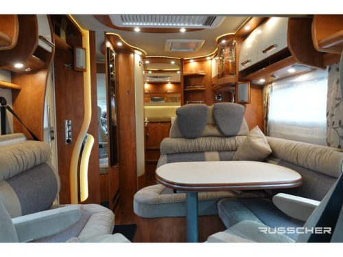 Carthago CHIC C-LINE i 4.9 5 persons 150Pk | Single beds | Roof air conditioning photo: 4