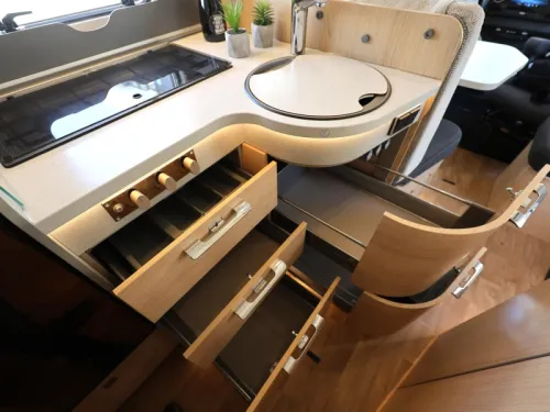 Hymer BMC-I WhiteLine 600 LEVEL/LITHIUM/INV./AIRCO foto: 11
