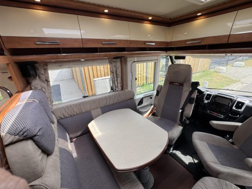 Carthago Chic C-Line II I 4.9 LE no drop-down bed single beds photo: 20