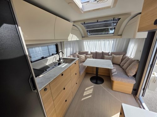 Adria Adora 522 UP photo: 5