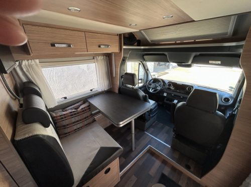 Weinsberg CaraCompact Suite 640 MEG Pepper MB attend photo : 10