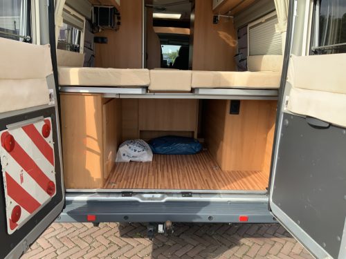 P&ouml;ssl  640  160 PK  Kastenwagen , Einzelbetten, Motor-Klimaanlage, Fahrradtr&auml;ger schwenkbar f&uuml;r zwei E-Bikes  , Bj.2010 Marum Camper centrum on the road foto: 36