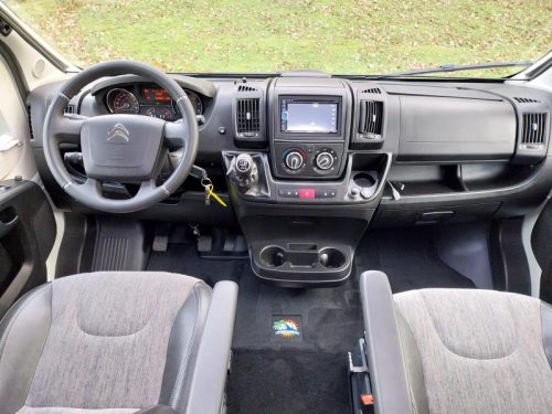 Adria Compact Axess 670 SL, double air conditioning, tow bar photo: 16