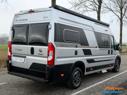 Adria Twin Supreme 640 SLB Single beds  photo: 4