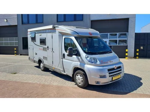 B&uuml;rstner Travel Van T 620 1st owner / NL camper