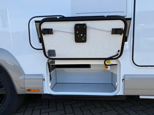 Carthago Chic C-Line T 4.9 LE New from stock photo: 16