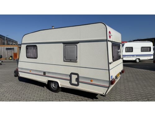 B&uuml;rstner Holiday 395 TK folding bunk bed sitting toilet photo: 13