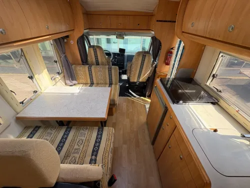 Hobby 600 2.8 JTD FaceToFace,Fixed bed,Awning  photo: 15