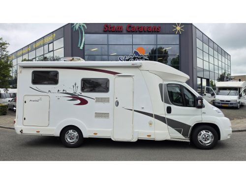 Eura Mobil Profila T 660 EB single beds photo: 1