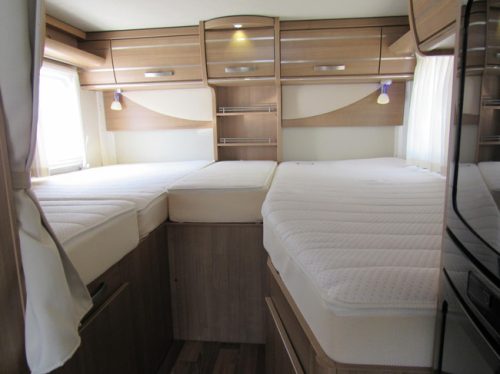 Hymer Exsis-i EX 688 Single beds pull-down bed integral year 2014 photo: 9