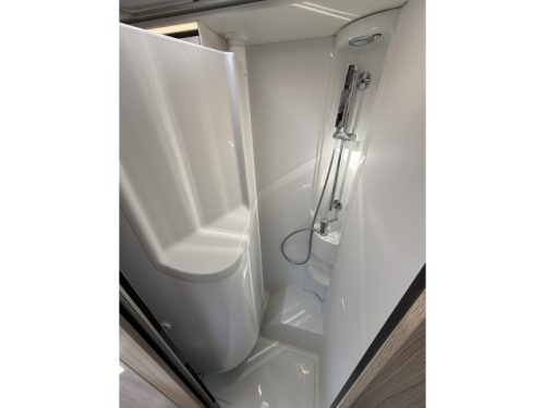 Adria Compact Supreme DL Automaat Foto: 17
